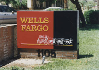 Wells Fargo Bank - 1105 East Broadway Road - Tempe, Arizona