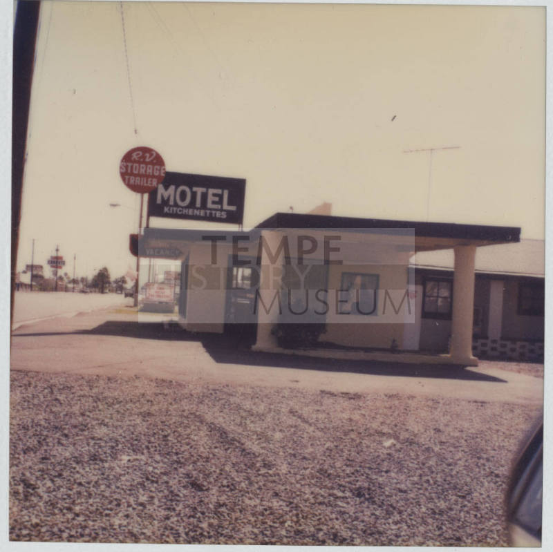 Dakota Motel - 1855 East Apache Boulevard, Tempe, Arizona