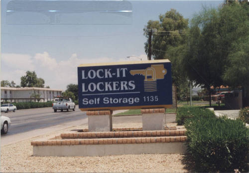 Lock-It Lockers Self Storage - 1135 West Broadway Road - Tempe, Arizona