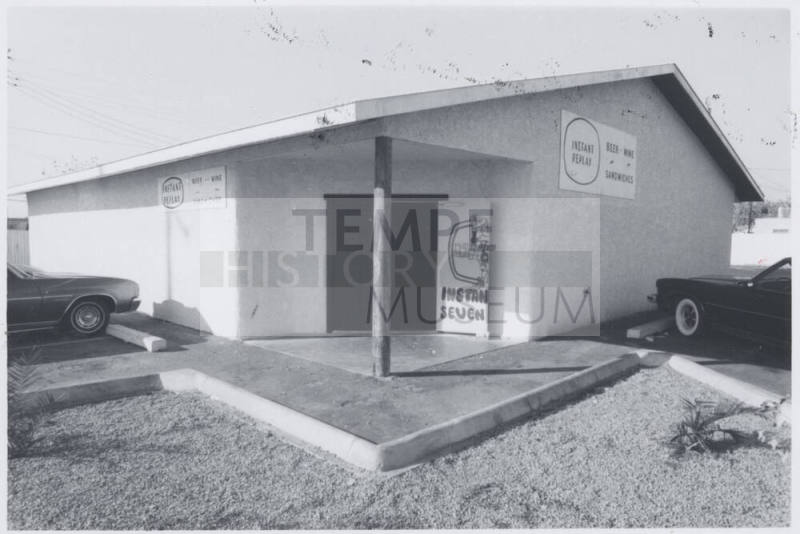 Instant Replay Bar/Restaurant - 1858 East Apache Boulevard, Tempe, Arizona