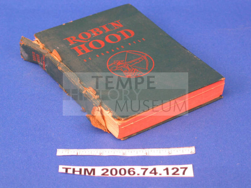 The Merry Adventures of Robin Hood of Great Renown in Nottinghamshire by Howard Pyle