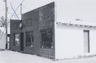 Bennett Shoe Repair - 1911 East Apache Boulevard, Tempe, Arizona