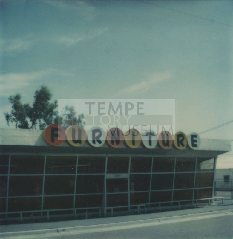 Toliver's Carpets - 1920 East Apache Boulevard, Tempe, Arizona