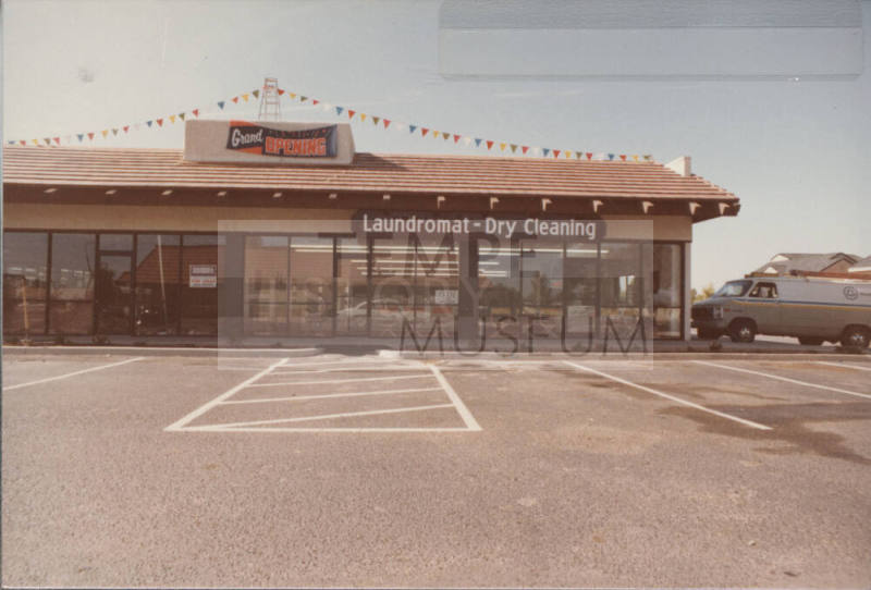 Sunset Laundry and Dry Cleaning - 1711 East Broadway Road - Tempe, Arizona