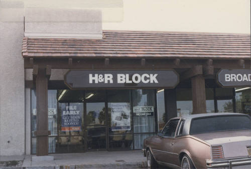 H & R Block - 1751 East Broadway Road - Tempe, Arizona