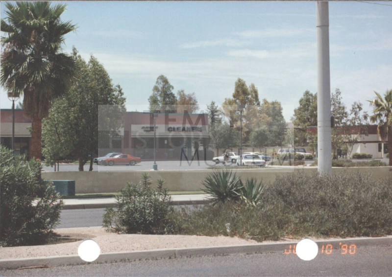 Apartment Finders - 1845 East Broadway Road - Tempe, Arizona