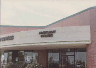 Apartment Finders - 1845 East Broadway Road - Tempe, Arizona