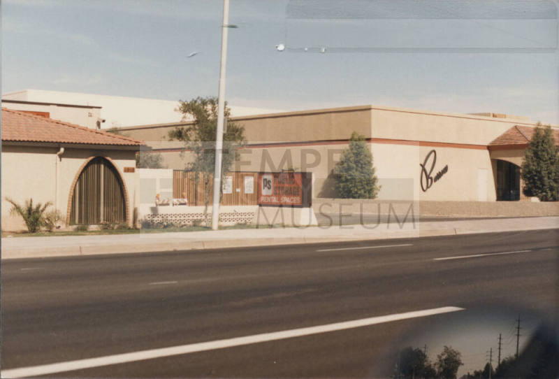 Public Storage Rental Spaces - 1910 East Broadway Road - Tempe, Arizona