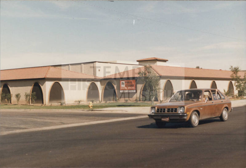Public Storage Rental Spaces - 1910 East Broadway Road - Tempe, Arizona