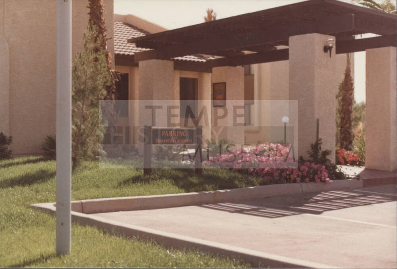 Willow Creek Apartments - 2030 East Broadway Road - Tempe, Arizona