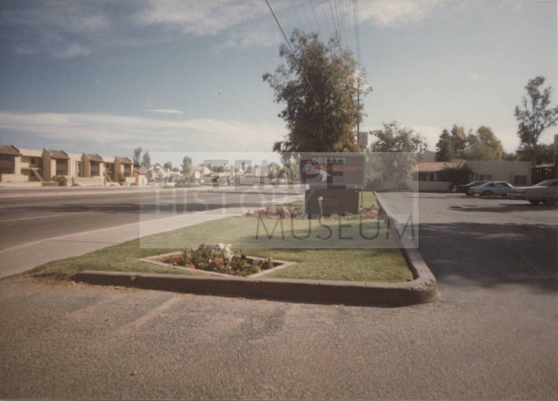 Woodlake Apartments - 2045 East Broadway Road - Tempe, Arizona