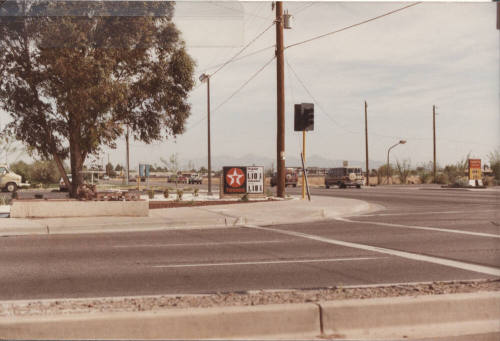 Texaco Gas Station - 2180 East Broadway Road - Tempe, Arizona