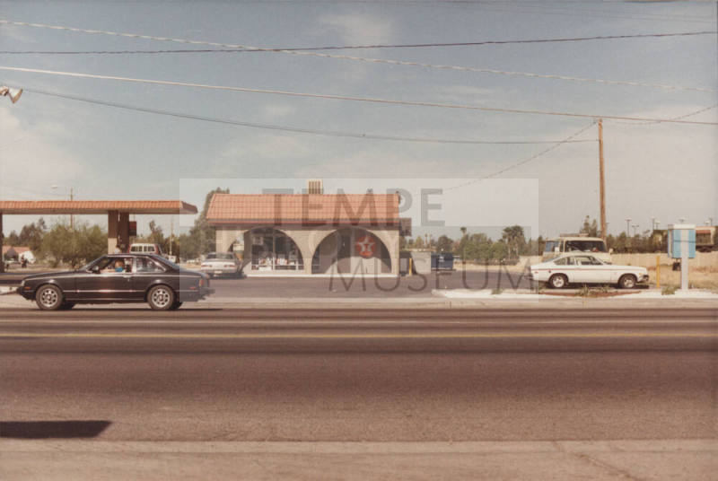 Texaco Gasoline Service Station - 2180 E. Broadway Road - Tempe, Arizona