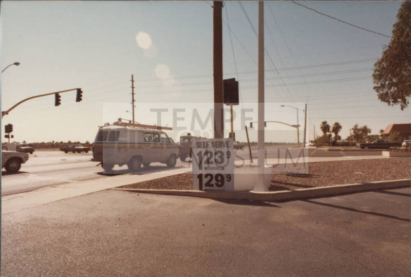 (Gasoline Service Station) - 2180 E. Broadway Rd - Tempe, Arizona