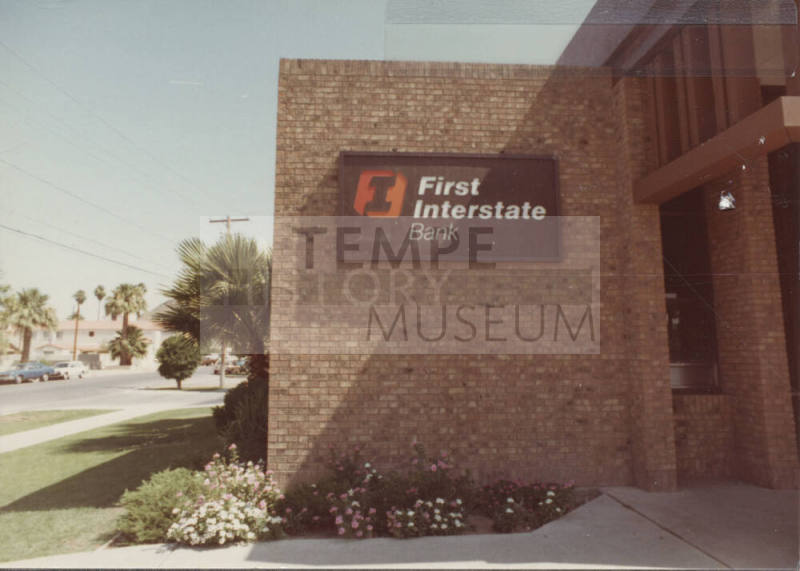 First Interstate Bank - 707 S. College Avenue - Tempe, Arizona