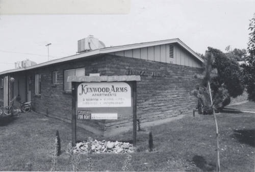 Kenwood Arms Apartments - 912  S. Dorsey Lane - Tempe, Arizona
