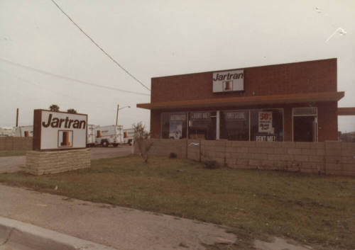 Jartran Truck Rental - 1887 East Apache Boulevard, Tempe, Arizona