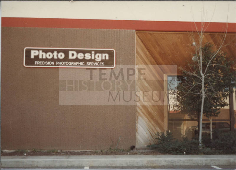 Photo Design - 808 South Edward Drive - Tempe, Arizona