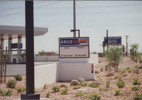 Arco AM PM Gas Station - 550 W. Elliot Road - Tempe, Arizona