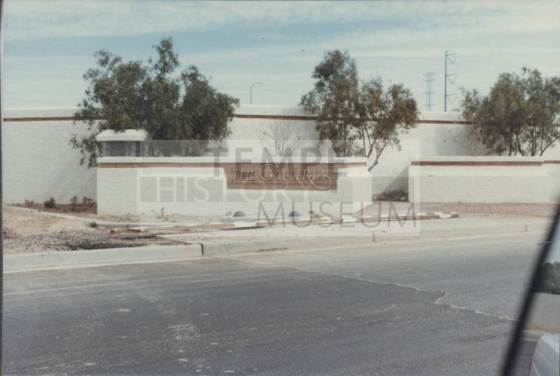 The Galleria - 900 E. Elliot Road - Tempe, Arizona