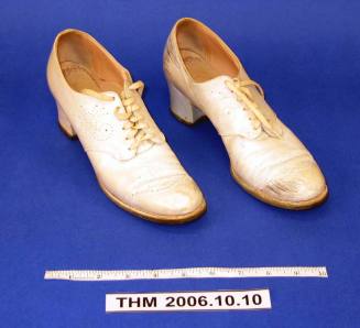 Nurse's Red Cross Shoe