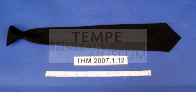 Tie, Tempe Police