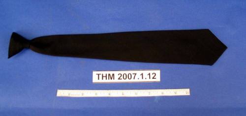 Tie, Tempe Police