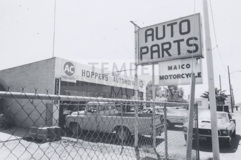 Hooper's Automotive - 2001 East Apache Boulevard, Tempe, Arizona