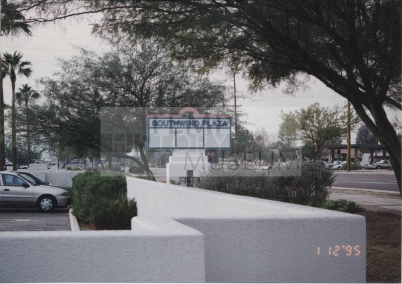 Southwind Plaza - 909 E. Elliot Road - Tempe, Arizona