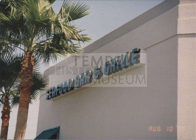 Seafood Bar and Grille - 909 E. Elliot Road - Tempe, Arizona