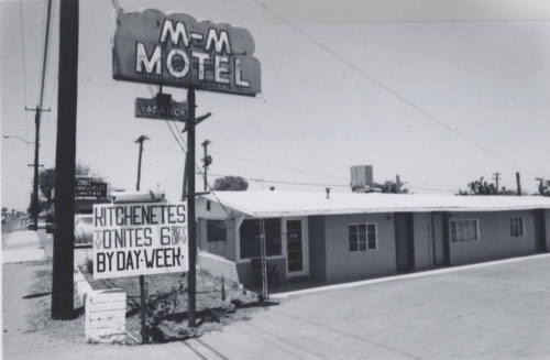 M-M Motel - 2010 East Apache Boulevard, Tempe, Arizona
