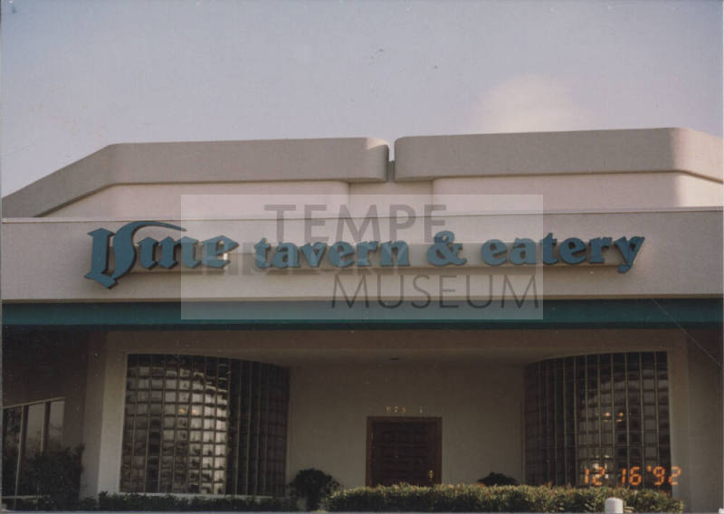 Vine Tavern and Eatery - 975 East Elliot Road - Tempe, Arizona