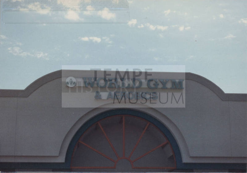 World Gym and Aerobics - 975 East Elliot Road - Tempe, Arizona