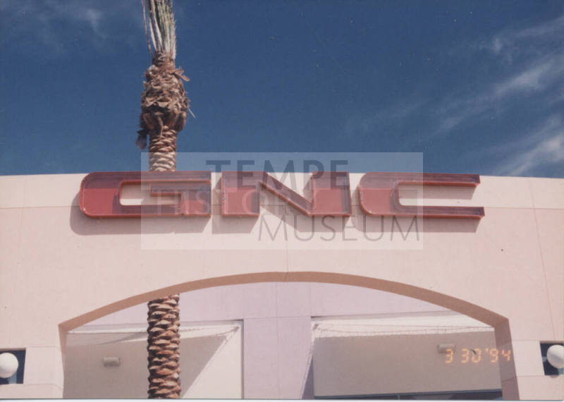 General Nutrition Center - 1180 West Elliot Road - Tempe, Arizona