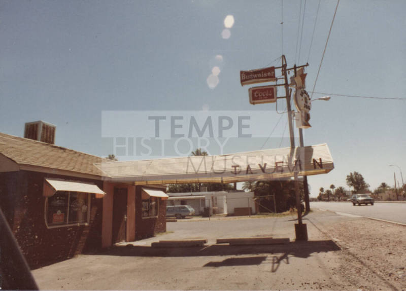 Big Brown Jug Tavern - 2020 East Apache Boulevard, Tempe, Arizona