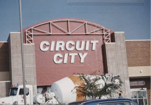Circuit City - 1270 West Elliot Road - Tempe, Arizona