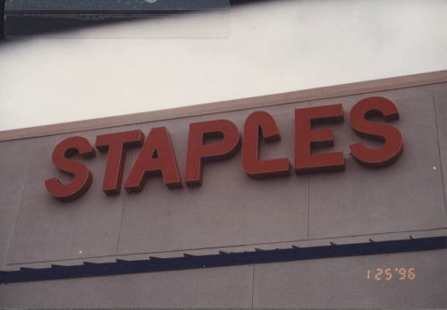 Staples - 1275 West Elliot Road - Tempe, Arizona
