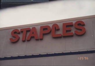 Staples - 1275 West Elliot Road - Tempe, Arizona