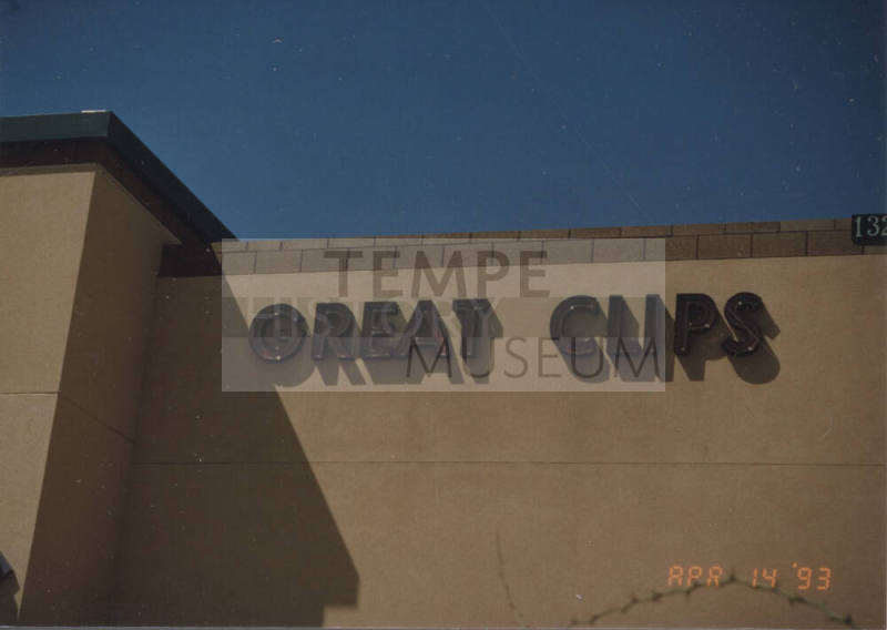 Great Clips - 1320 West Elliot Road - Tempe, Arizona