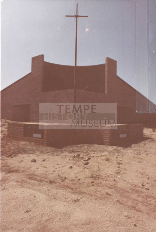 Dayspring Methodist Church - 1365 West Elliot Road - Tempe, Arizona