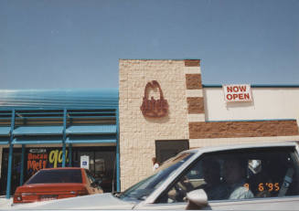 Arby's Restaurant - 1392 West Elliot Road - Tempe, Arizona
