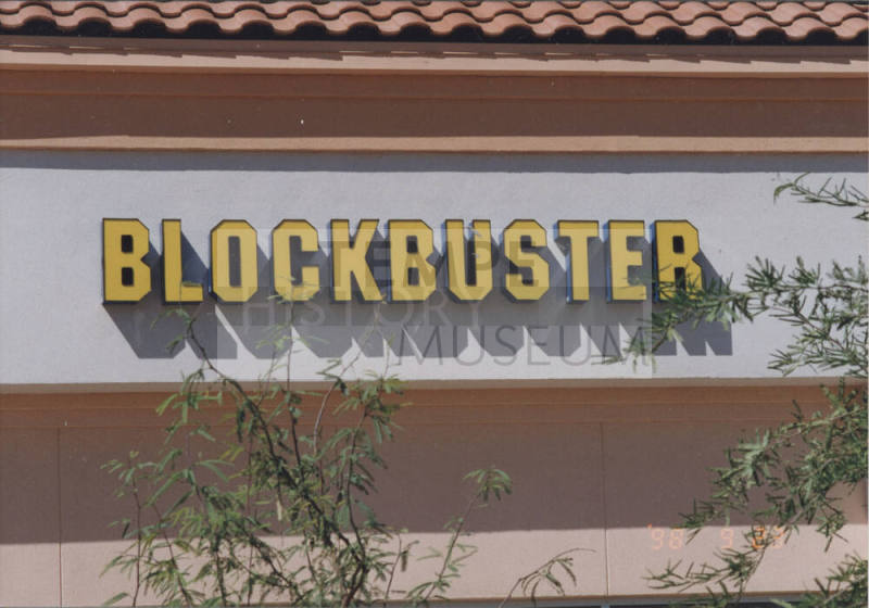Blockbuster Video - 1525 East Elliot Road - Tempe, Arizona