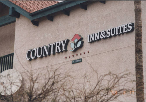 Country Inn and Suites - 1660 West Elliot Road - Tempe, Arizona