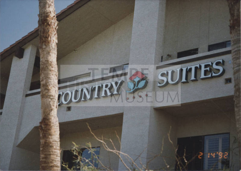 Country Suites - 1660 West Elliot Road - Tempe, Arizona