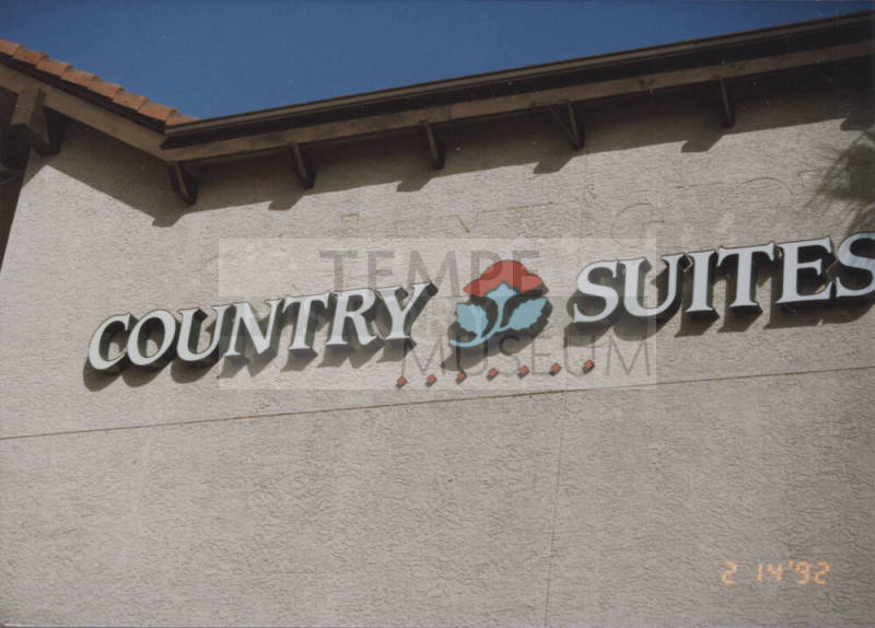 Country Suites - 1660 West Elliot Road - Tempe, Arizona