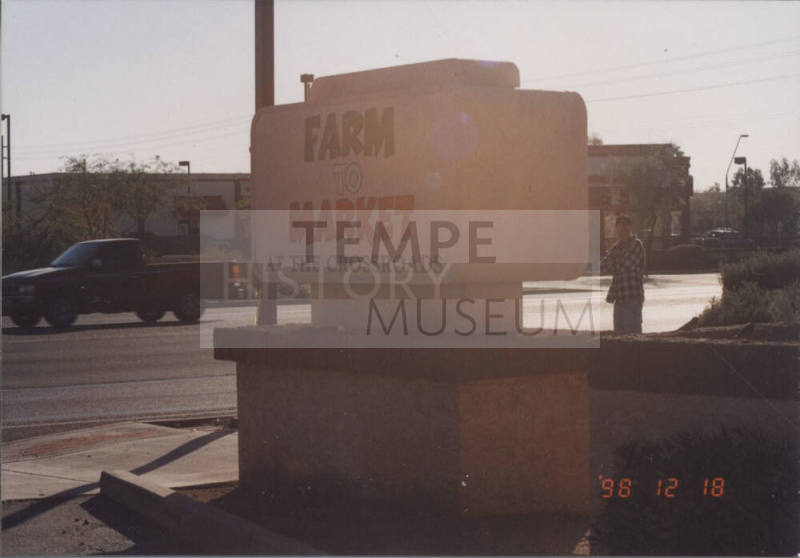 Farm to Market - 1700 East Elliot Road - Tempe, Arizona