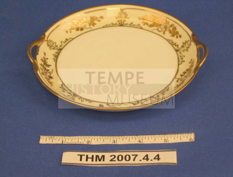 Plate, Nippon