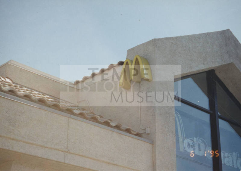 McDonald's Restaurant - 1740 East Elliot Road - Tempe, Arizona
