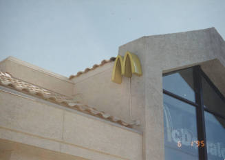 McDonald's Restaurant - 1740 East Elliot Road - Tempe, Arizona