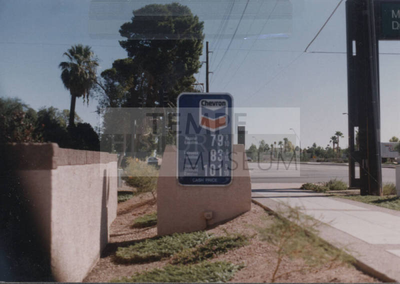 Chevron Service Station - 1760 East Elliot Road - Tempe, Arizona